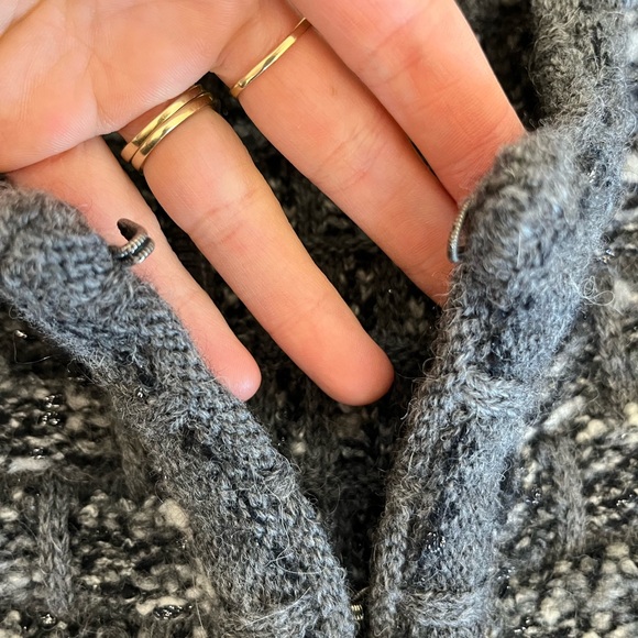 APOSTROPHE wool blend bouclé sweater - Picture 6 of 8